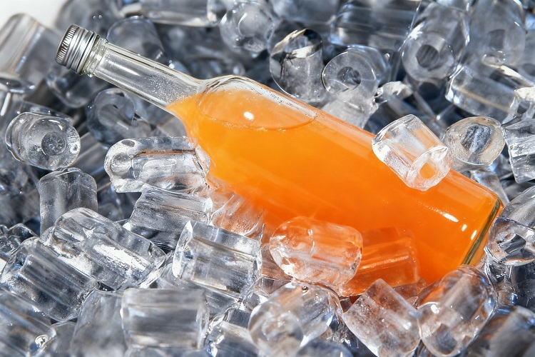 tube ice picture أنبوب الثلج للمشروبات الباردة