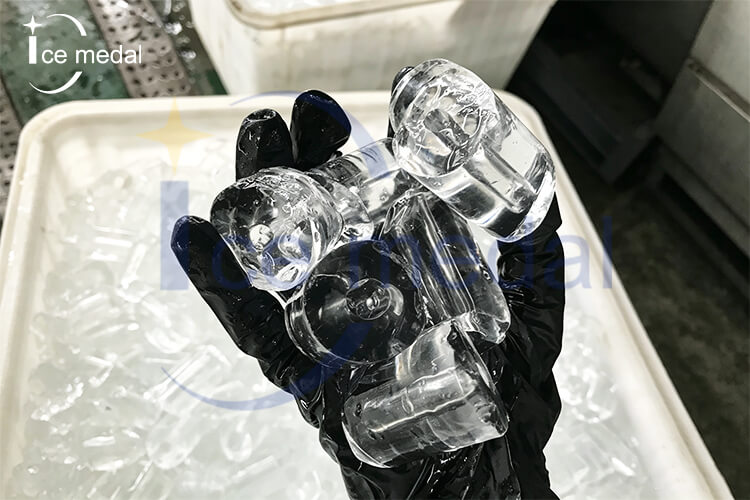 أنابيب ثلج صالحة للأكل 8-12 mm.jpg